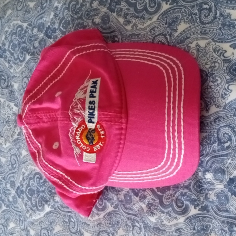 Pikes peak blaa cap. Pink